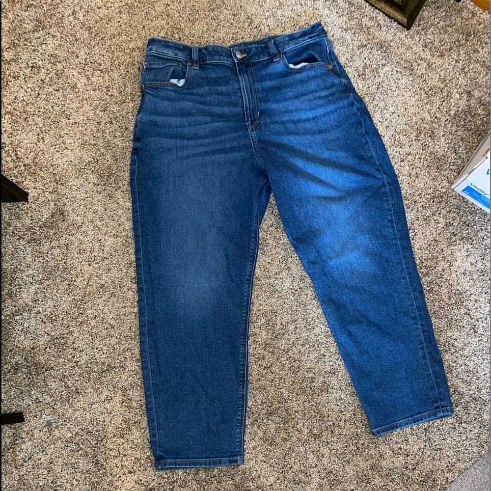 Like new American eagle mom jeans
